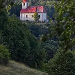 Ateliery Nad Zavozom Willa *
