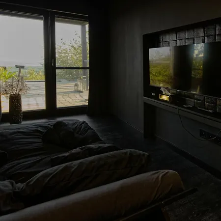 Ateliery Nad Zavozom *