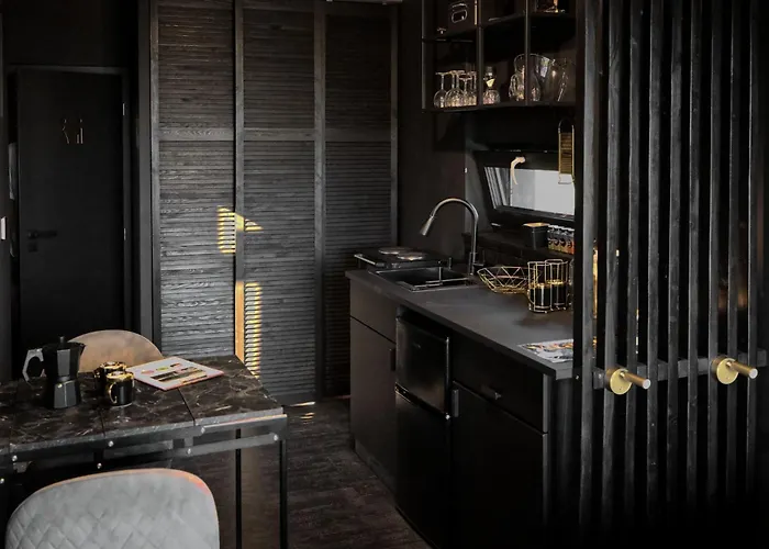 Ateliery Nad Zavozom * Hrusov