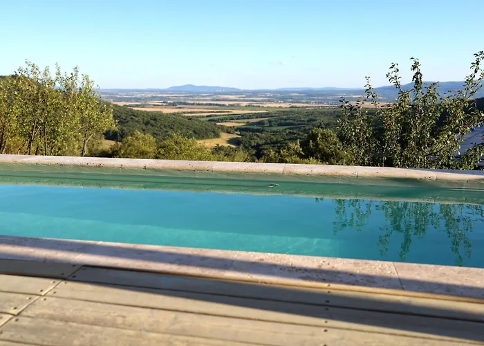 Ateliery Nad Zavozom Hrusov