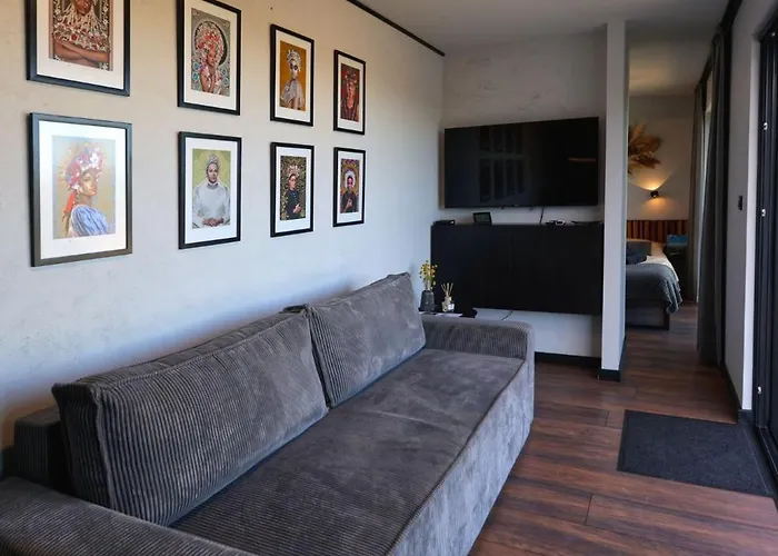 Ateliery Nad Zavozom Vila *