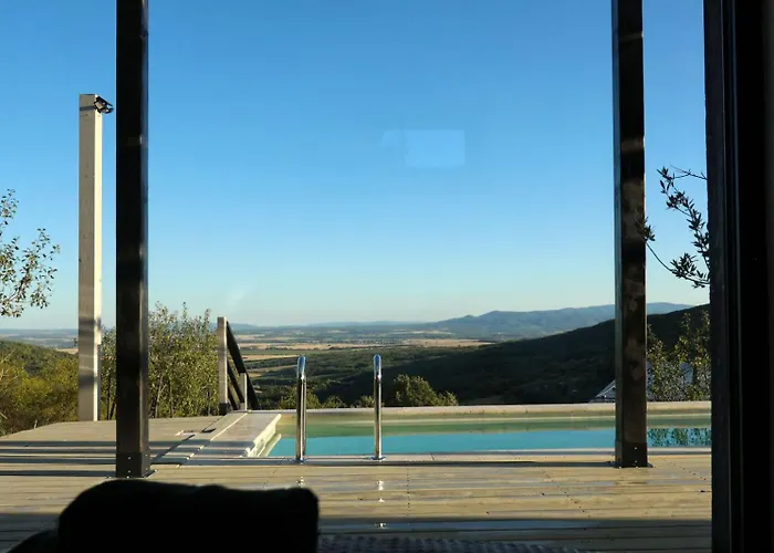 Ateliery Nad Zavozom Vila Hrusov