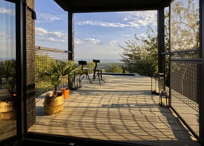 Ateliery Nad Zavozom