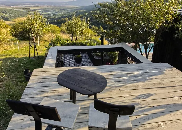 Vila Ateliery Nad Zavozom Hrusov