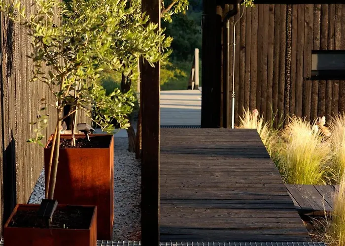 Ateliery Nad Zavozom Vila *