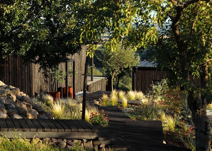 Ateliery Nad Zavozom Vila Hrusov