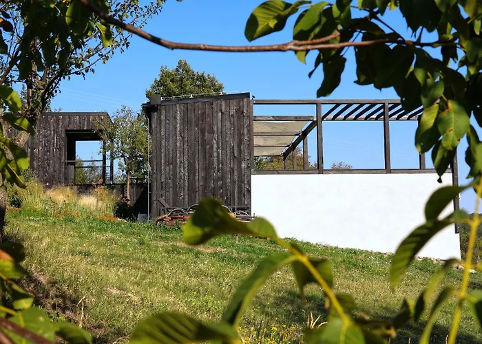 Ateliery Nad Zavozom Villa Hrusov