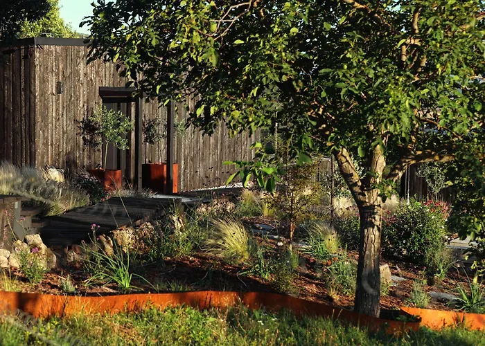 Ateliery Nad Zavozom